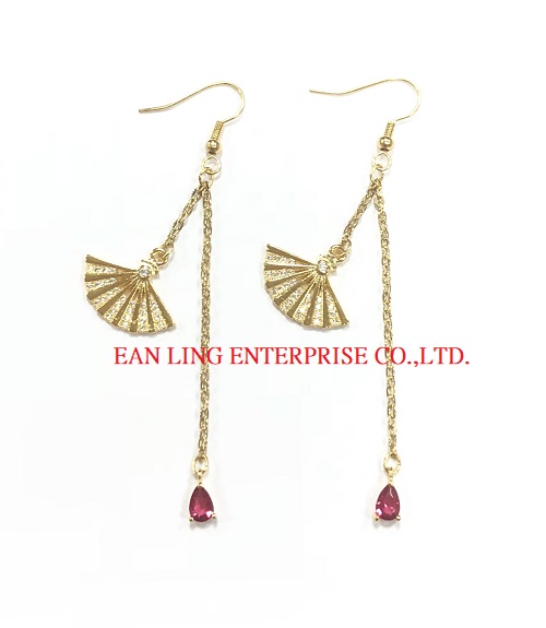 500-hand fan earrings
