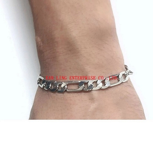 Figaro link bracelet 